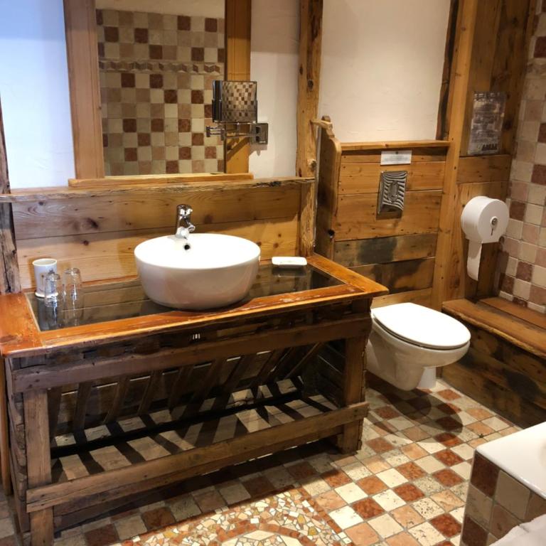 Logis Hôtels de la Chaussée - Chambre Triple - 3
