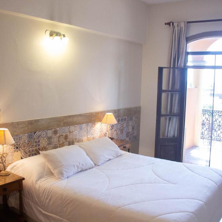 Asuncion Palace - Double Room - 6