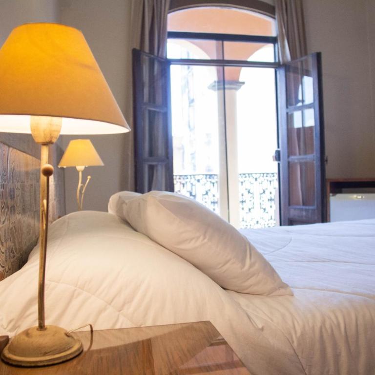 Asuncion Palace - Double Room - 3