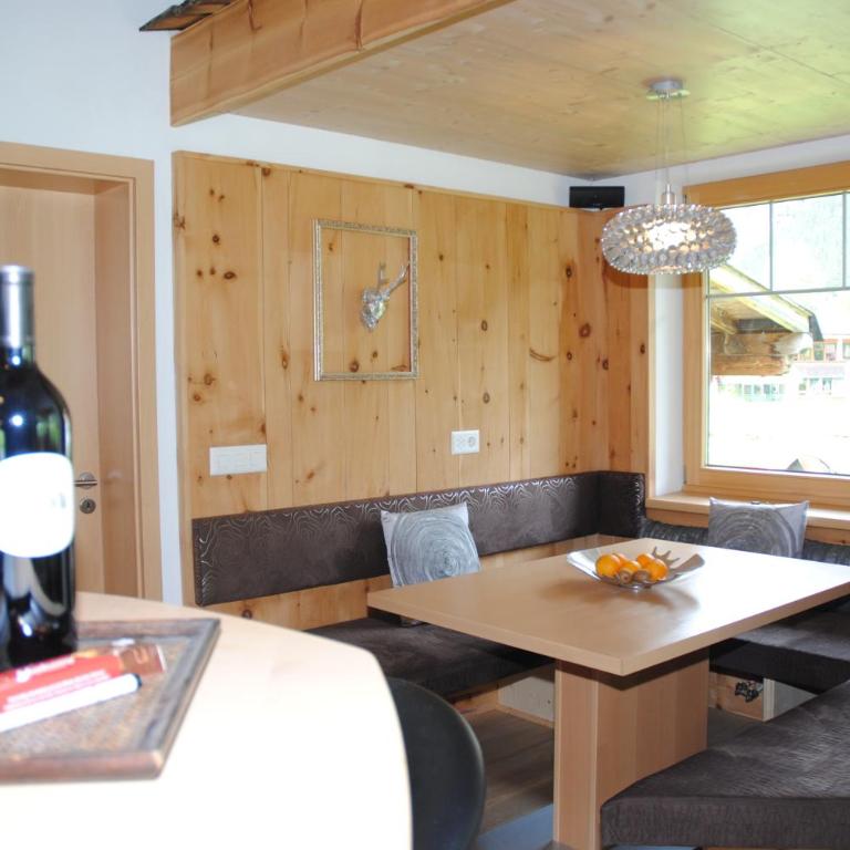Zillertal Residenz - Three-Bedroom Apartment - 38