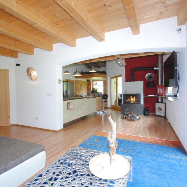 Zillertal Residenz - Three-Bedroom Apartment - 40