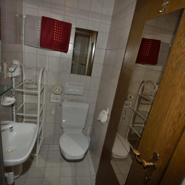 Gästehaus Sissy - Standard Doppelzimmer - 9