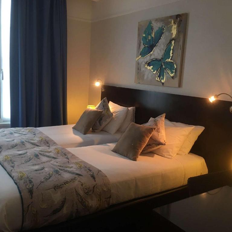 Best Western Adagio Saumur - Chambre Supérieure Lit Queen-Size - 10