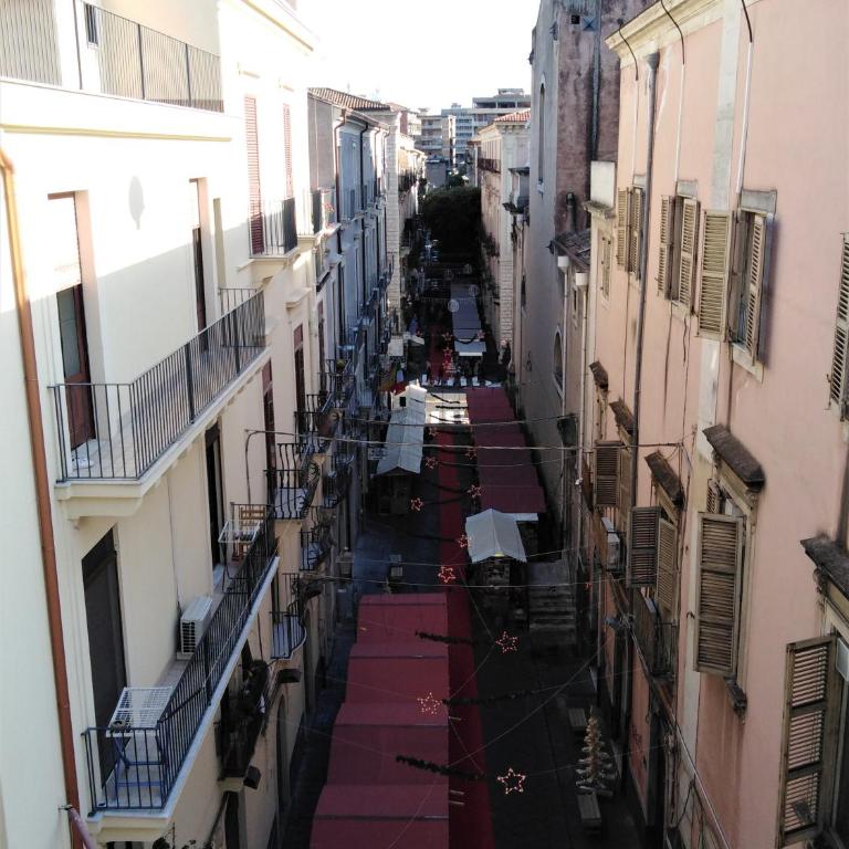 Manzoni Suite Home - Two-Bedroom Apartment with Balcony - 12