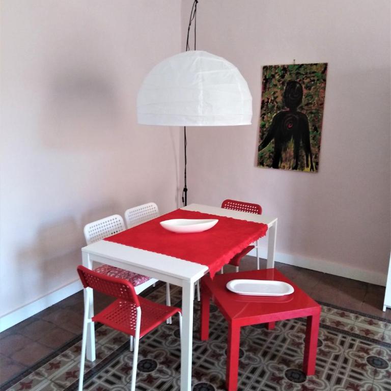 Manzoni Suite Home - Two-Bedroom Apartment with Balcony - 21