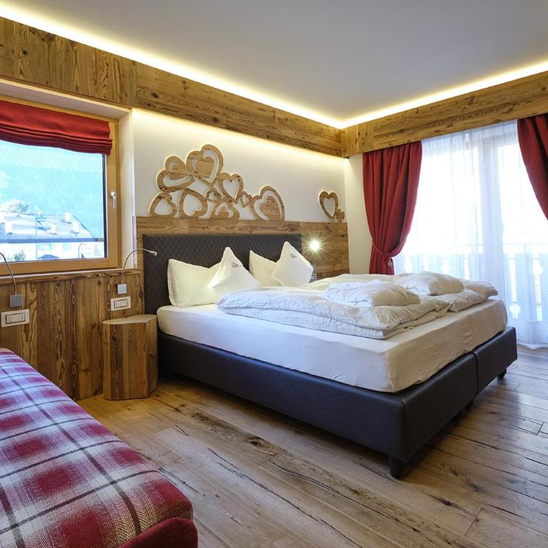 Cimon Dolomites Hotel - Camera Queen con Balcone - 1