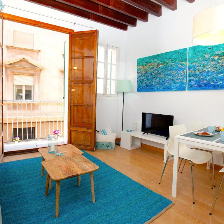 Sant Miquel Homes - Turismo de interior - Apartamento Superior con balcón - 1