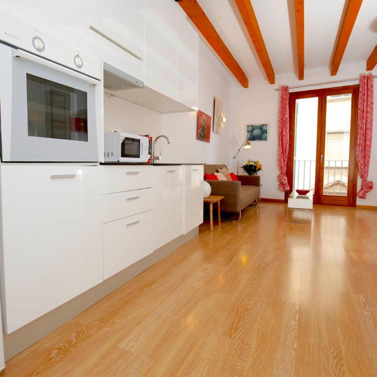 Sant Miquel Homes - Turismo de interior - Apartamento con balcón - 10