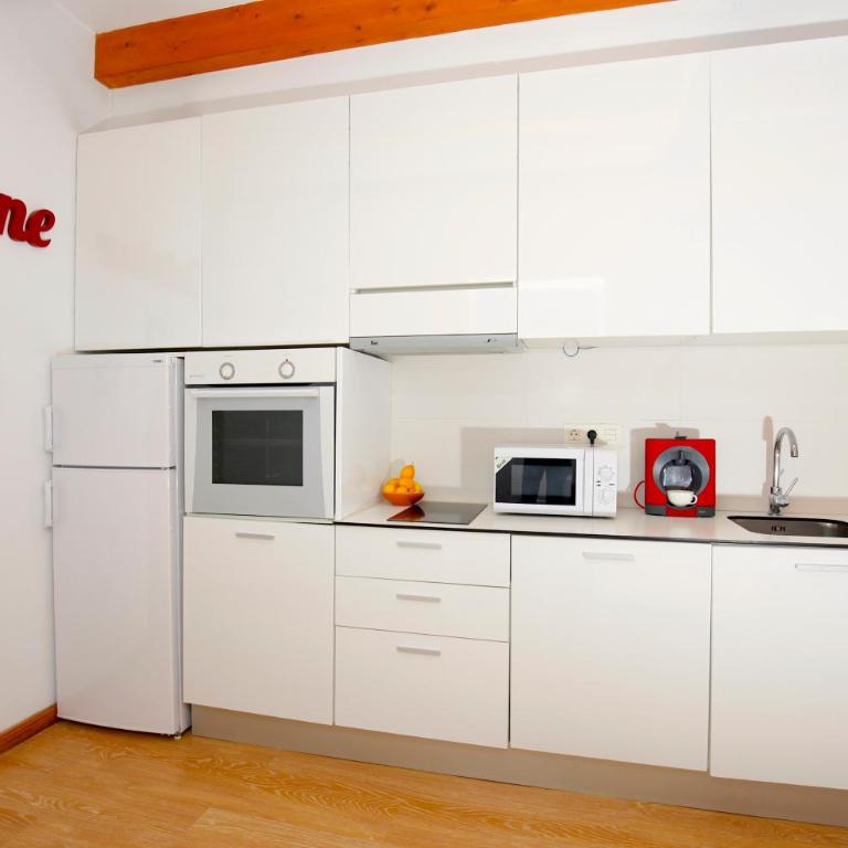 Sant Miquel Homes - Turismo de interior - Apartamento con balcón - 13