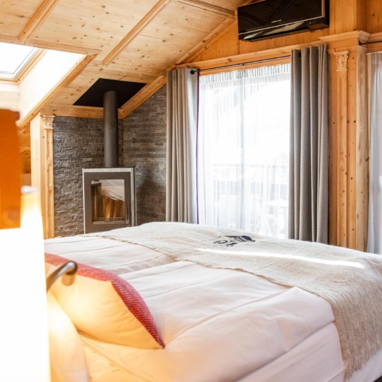 Tradition Julen Hotel - Suite Panorama - 14