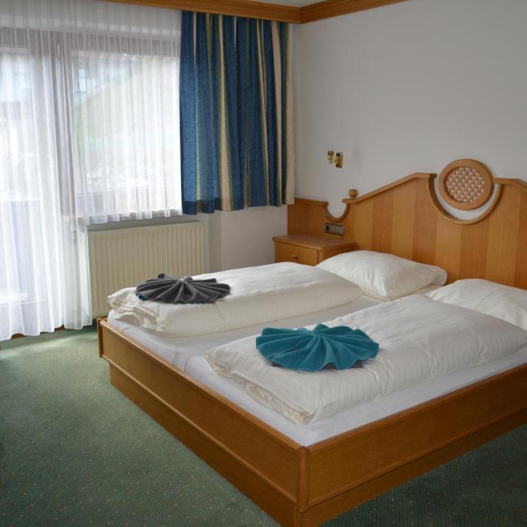 Frühstückspension Christina - Superior Doppelzimmer mit Balkon - 9