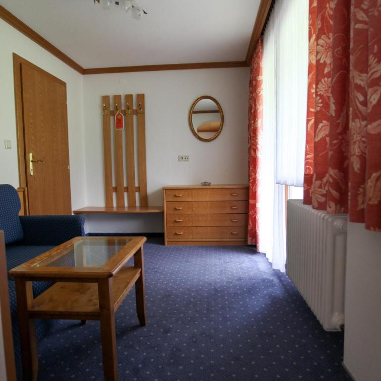 Frühstückspension Christina - Superior Doppelzimmer mit Balkon - 11