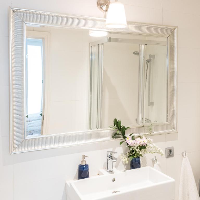 Urban Santa Ana Madrid Centro - Apartamento con balcón - 20