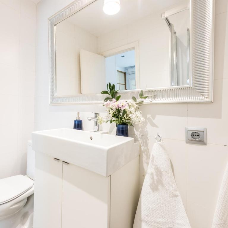 Urban Santa Ana Madrid Centro - Apartamento con balcón - 23