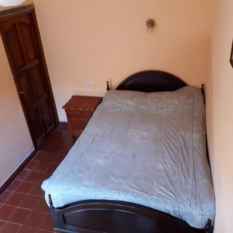 Hospedaje TUUKAY - Habitación Doble con baño privado - 2