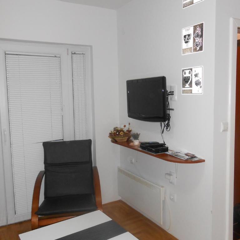 Apartments Kraljeva Dolina - Two-Bedroom Apartment - 5