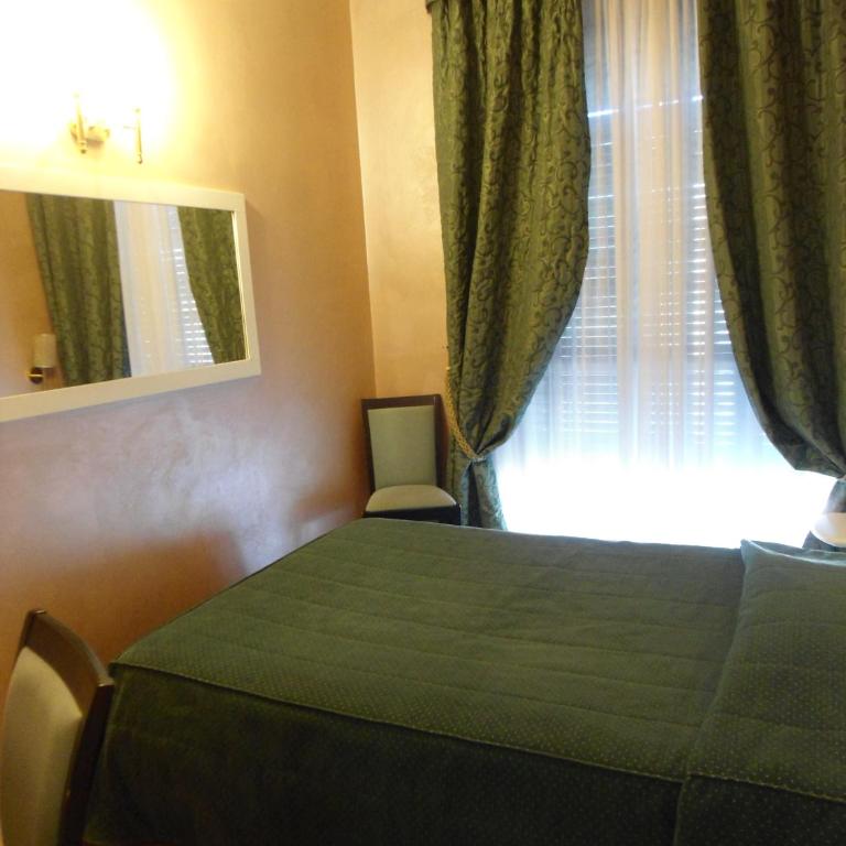 Hotel Continental - Single Room - 2