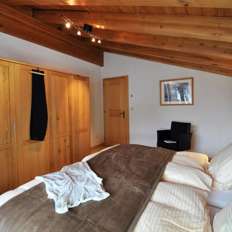 Chalet Z`Wichjehüs - Apartment mit 2 Schlafzimmern und Panoramablick - Dachgeschoss - 8
