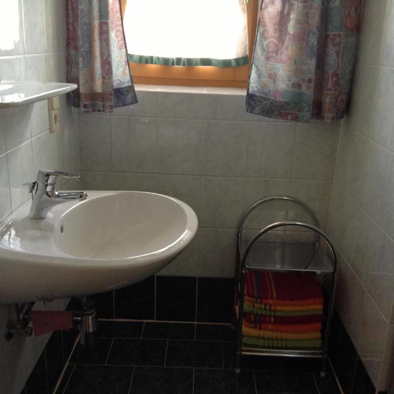 Haus Buchsteiner - Apartamento de 2 dormitorios con balcón - 9