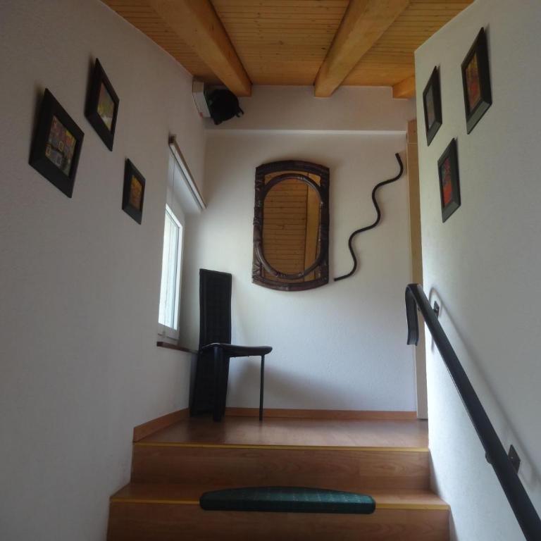 Artist Apartments & Hotel Garni - Apartment mit 2 Schlafzimmern und Blick auf das Matterhorn - 9