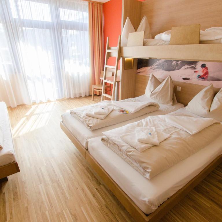 JUFA Hotel Altenmarkt-Zauchensee - Vierbettzimmer - 5