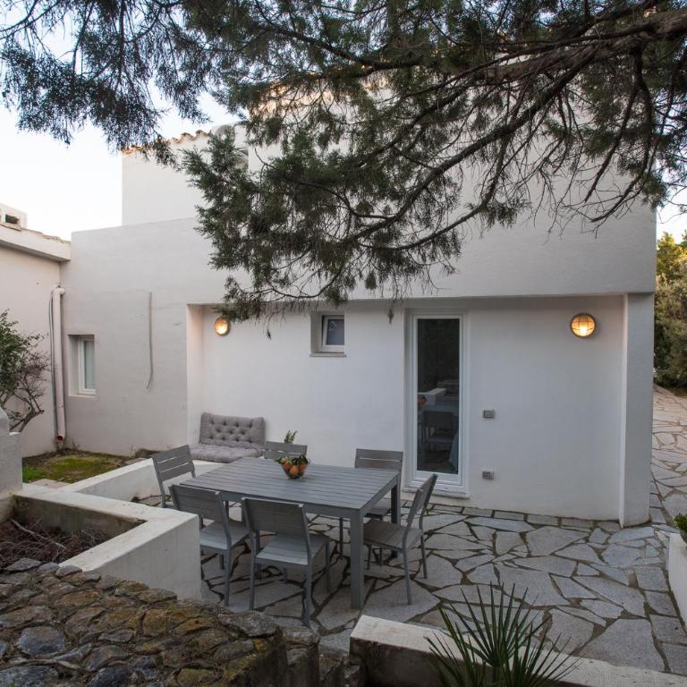 Sul Mare Sardegna Villa Climene - Three-Bedroom House - 11