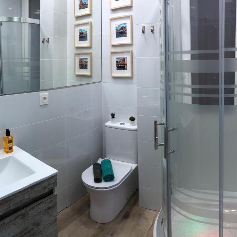 Landatxoenea - Bilbao - Junto METRO - Parking opcional - AR hostsBilbao - Two-Bedroom Apartment - 14