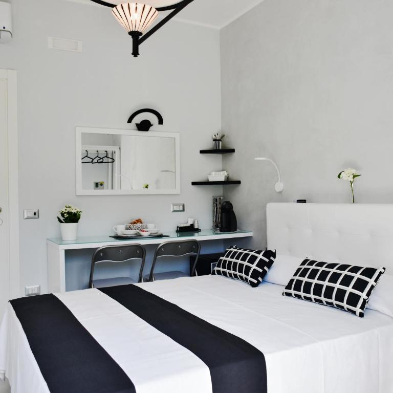 Costantino Suites - Camera Matrimoniale - 2
