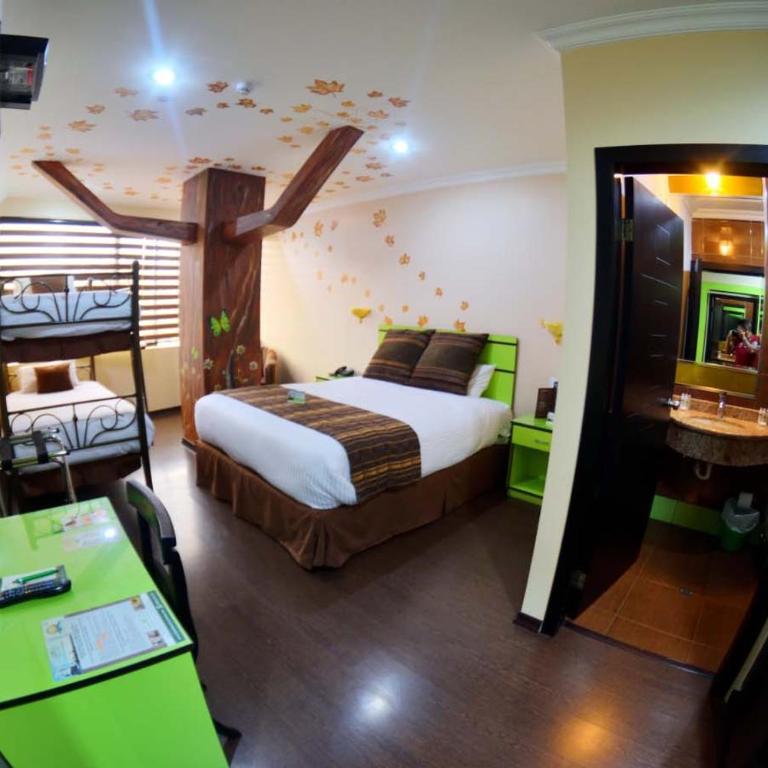 Hotel Mary Carmen - Triple Room with City View - 1