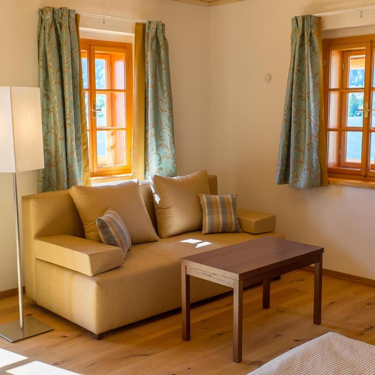 Stiftsschmiede Ossiach - Junior Suite mit Seeblick - 7