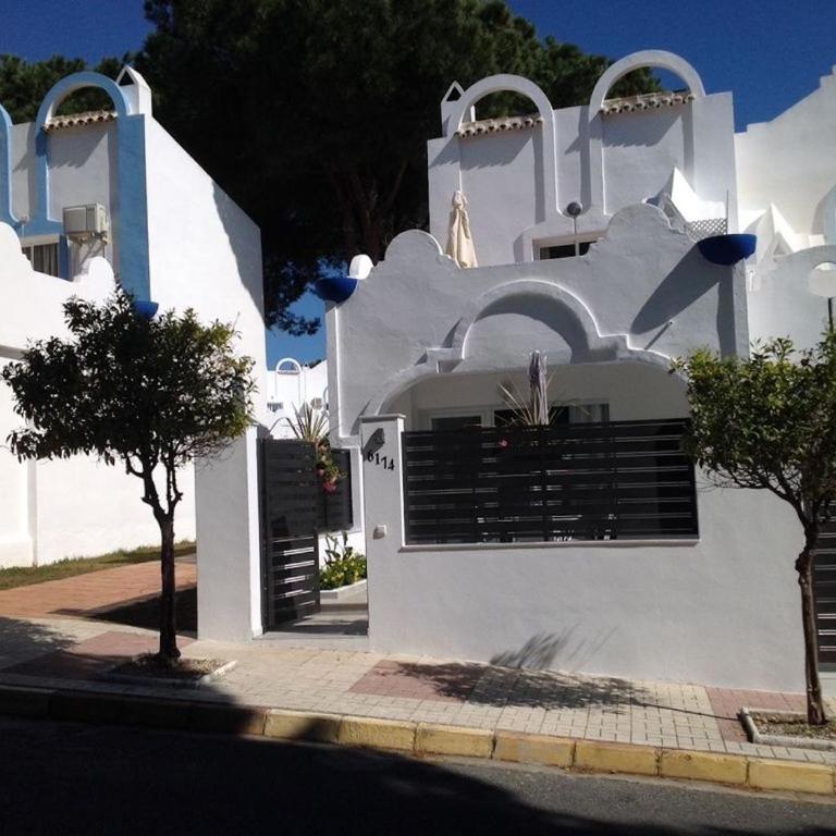 Casa Soleada - Beautiful Villa, Best Corner by Pools, Resort Facilities,Full Kitchen, 3 Terraces, Internet - Casa Unifamiliar de 2 dormitorios - 1