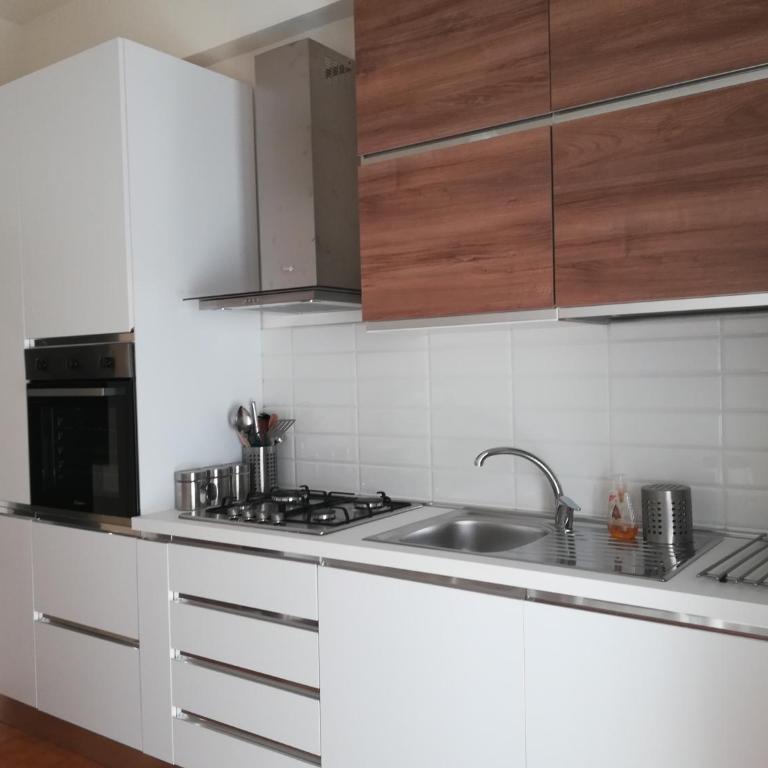 POSAPPARTAMENT - Appartamento con 2 Camere da Letto - 4
