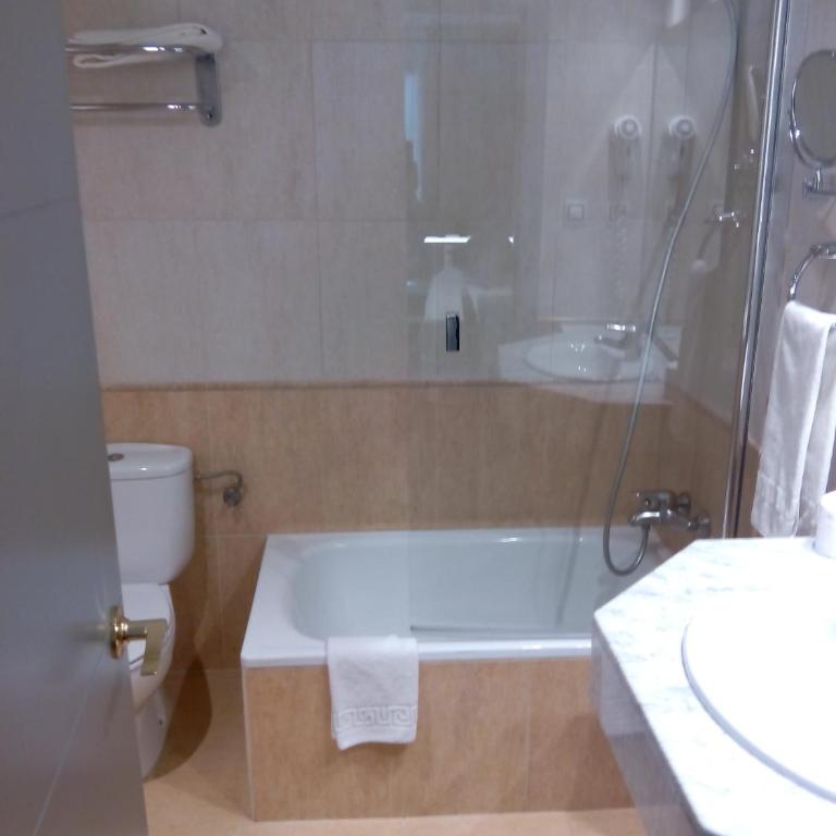 Moderno - Twin Room - 7
