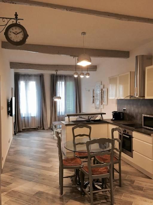 Beautiful apartment Rue De La Croix Vieux Nice - Appartement 2 Chambres - 7