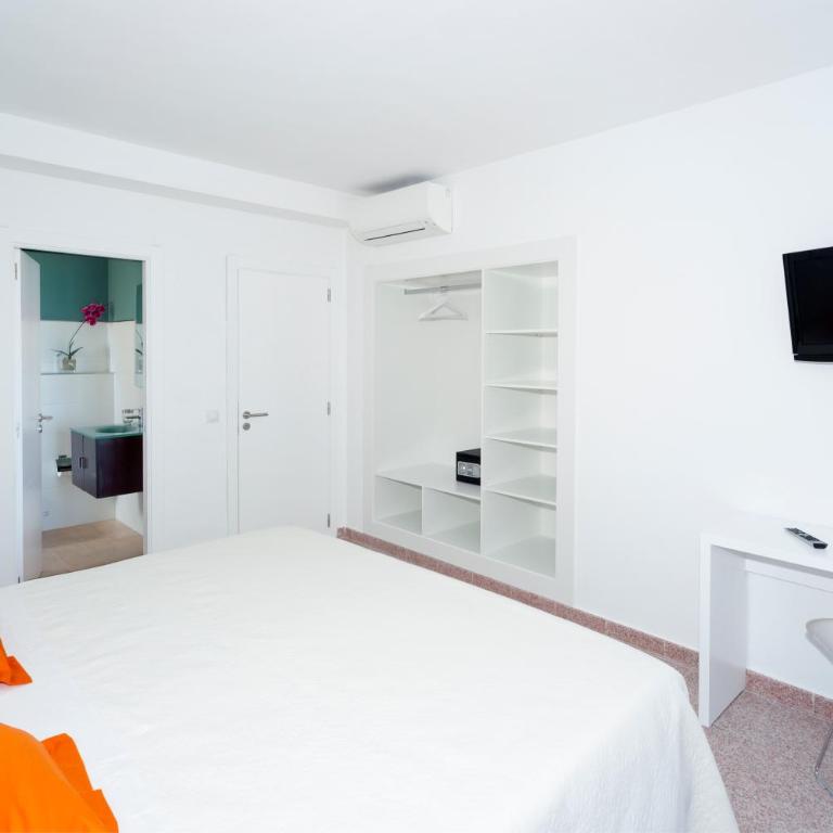 Hotel Sa Roqueta Can Picafort ADULTS ONLY - Double or Twin Room with Balcony and Sea View - 3