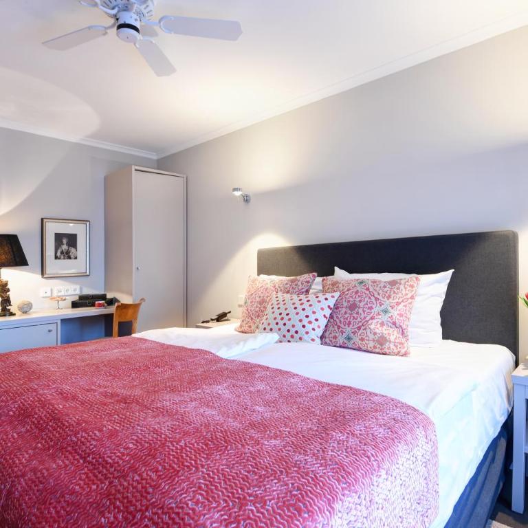 Hotel Admiral - Superior Doppelzimmer mit Balkon und Gartenblick - 11