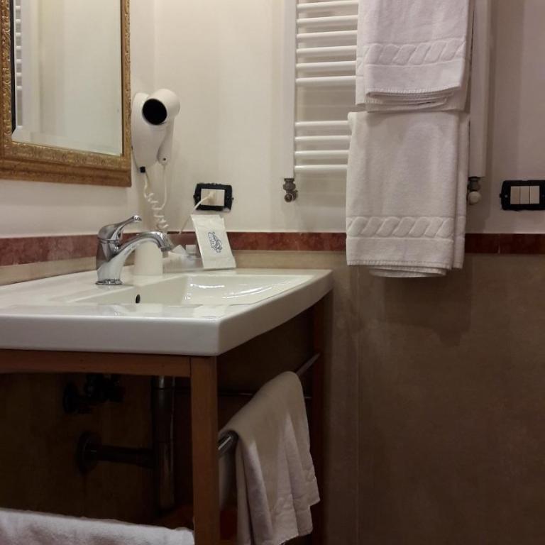 Hotel Quadrifoglio by Mancini - Camera Tripla - 4