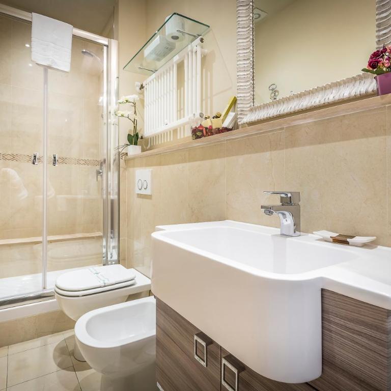 B&B La Terrazza Sul Duomo - Superior Double or Twin Room with City View - 6