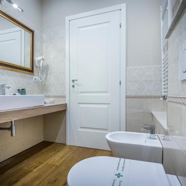 B&B La Terrazza Sul Duomo - Deluxe Double or Twin Room - 6