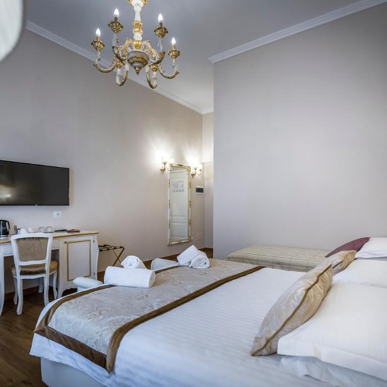 B&B La Terrazza Sul Duomo - Deluxe Triple Room - 10