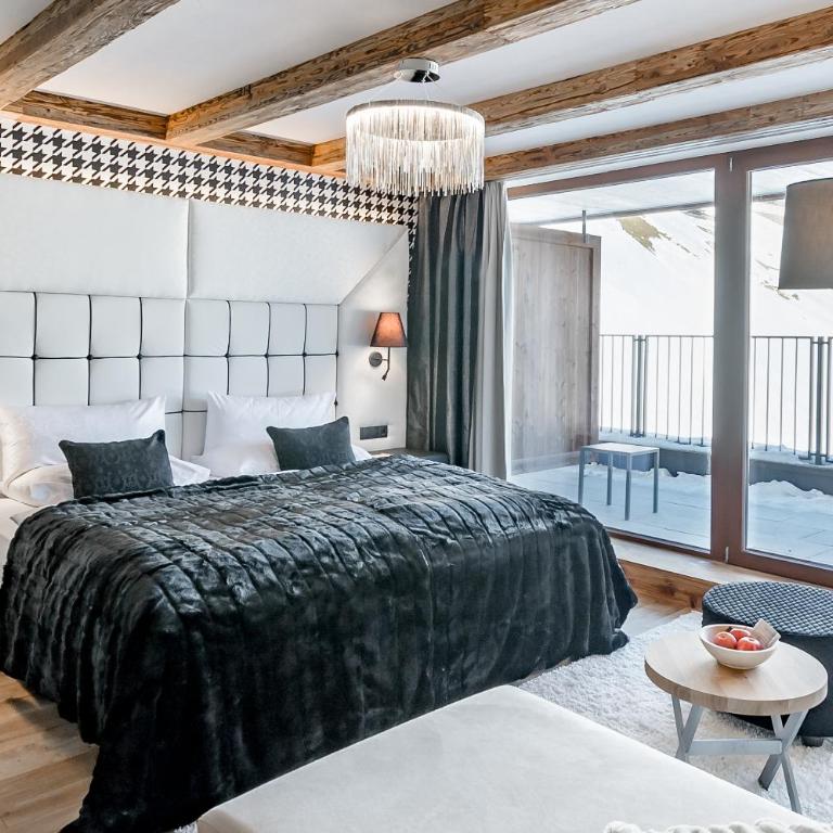 Aktiv- & Wellnesshotel Bergfried - Chalet - 1