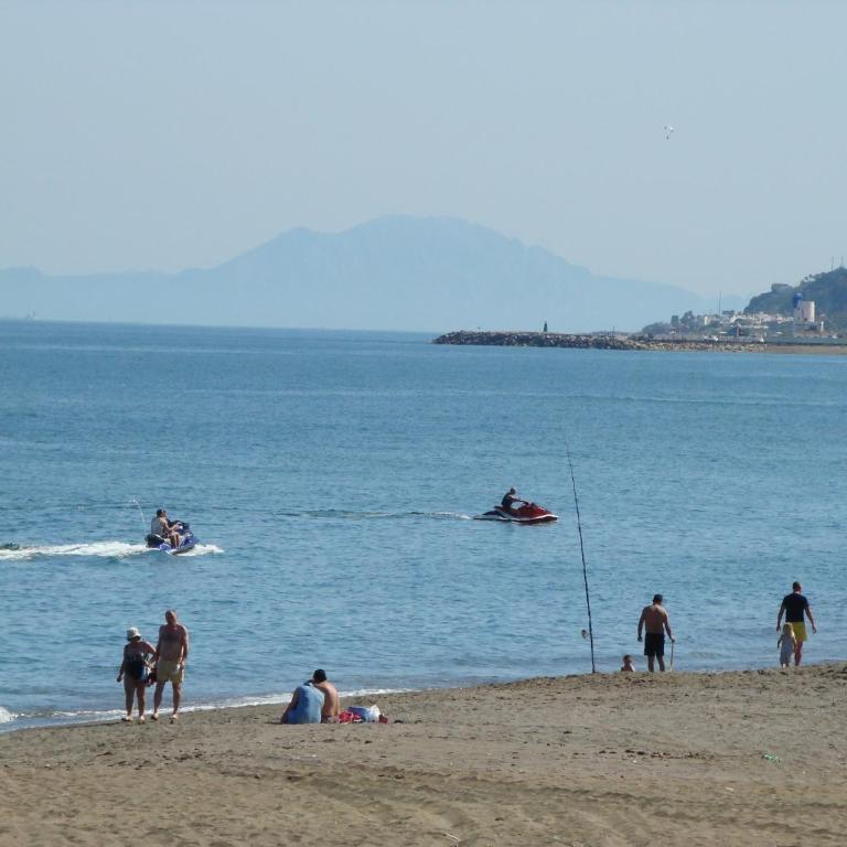 Your Vacation Retreat Right On The Beach - Apartamento de 2 dormitorios - 58