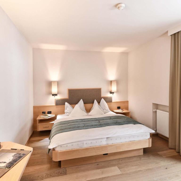 Hotel das Stachelburg - Doppelzimmer mit Balkon - 1