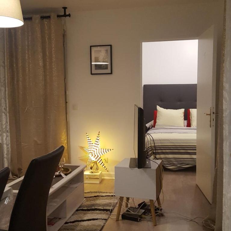 2P cosy et moderne, Accès Paris et Stade de France - Appartamento con 1 Camera da Letto - 21