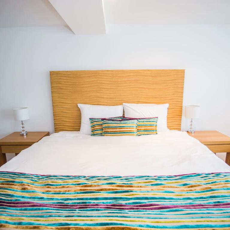 Guest House Le Charlot - Standard Doppelzimmer mit Gartenblick - 5