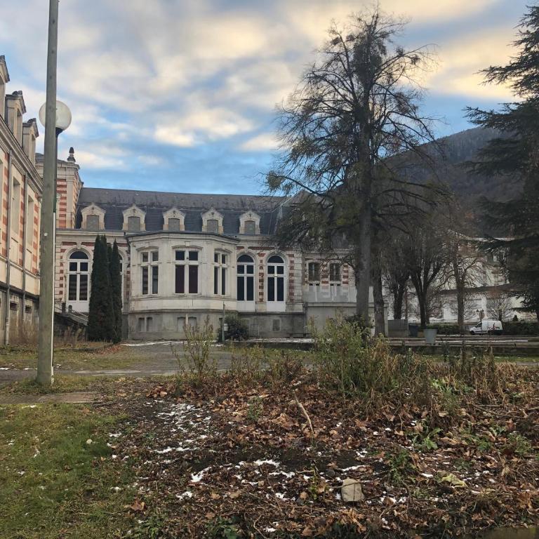 Les Jardins du Casino T2 bis- 4 personnes-Tarif cures 700 euros - Apartment - 26