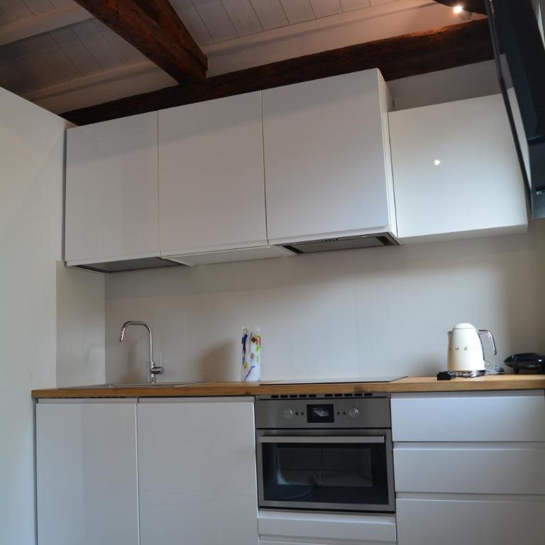 Yellow House - Appartamento con 2 Camere da Letto - 15