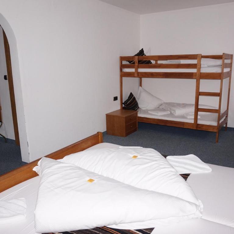 Hotel Untermetzger - Comfort Vierbettzimmer - 19