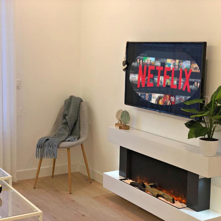 EXCLUSIVO Y LUMINOSO PISO EN EL PARQUE DEL RETIRO - Two-Bedroom Apartment - 14