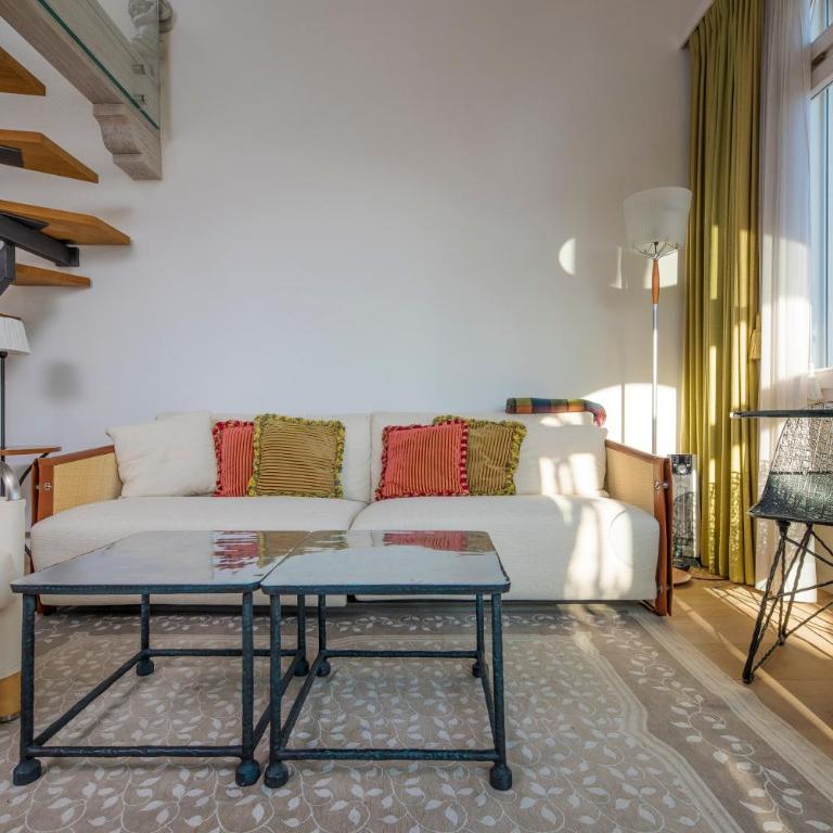 Romantic Bijou - Romantic Bijou with Lake View - Luxury Interior - 8